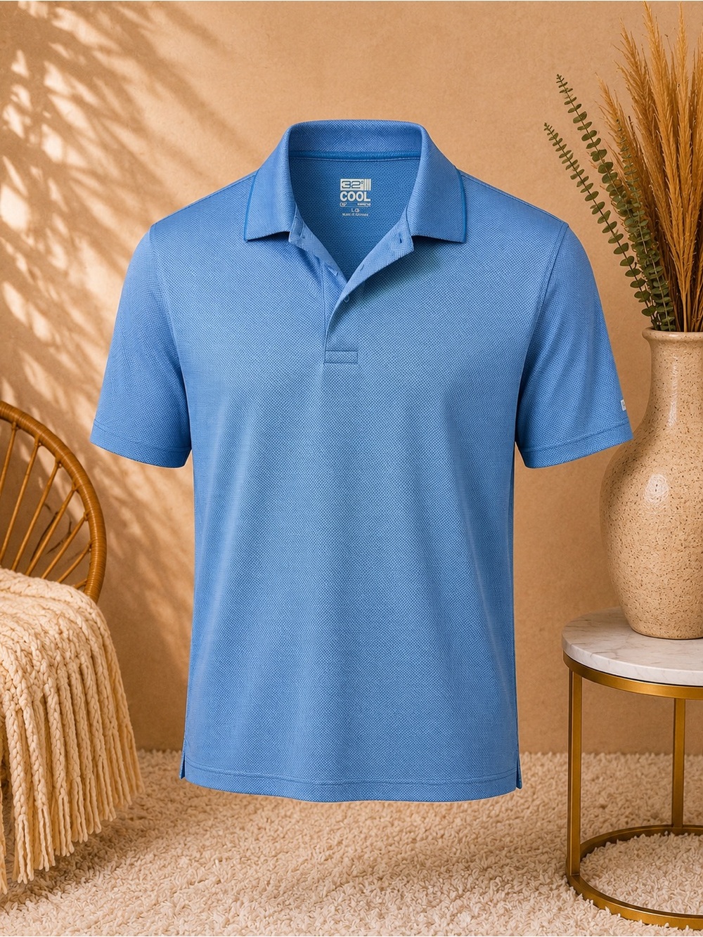 32 Degrees Cool Size Large Aqua Blue Collared Shirt